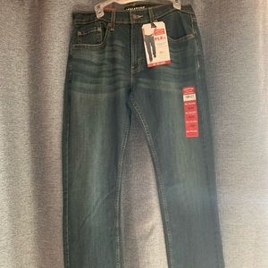 NWT Mens Levi’s Relaxed fit. 32•34